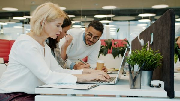 Top outils pour lancer votre entreprise avec Jeboostemaboite