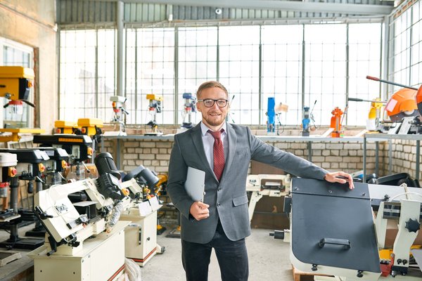 Fournitures industrielles et équipements : bien choisir pour réussir